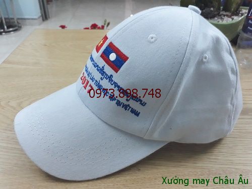 Xưởng may nón kết thêu tiếng Lào